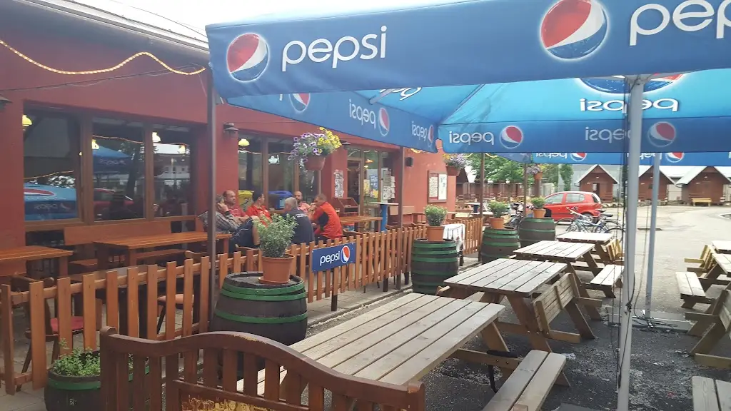 Formanka Restaurant, Hotel a Camp restaurant in Hustopeče