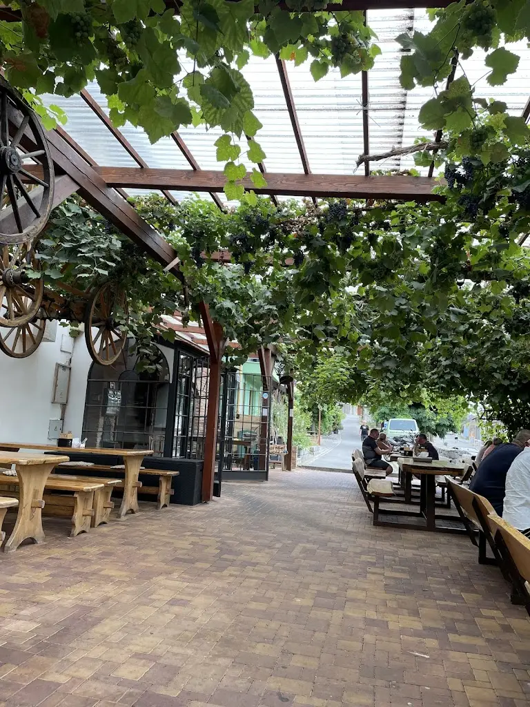 Vinárna Hotel Rustikal Hustopeče_Hustopeče_slider_image_1