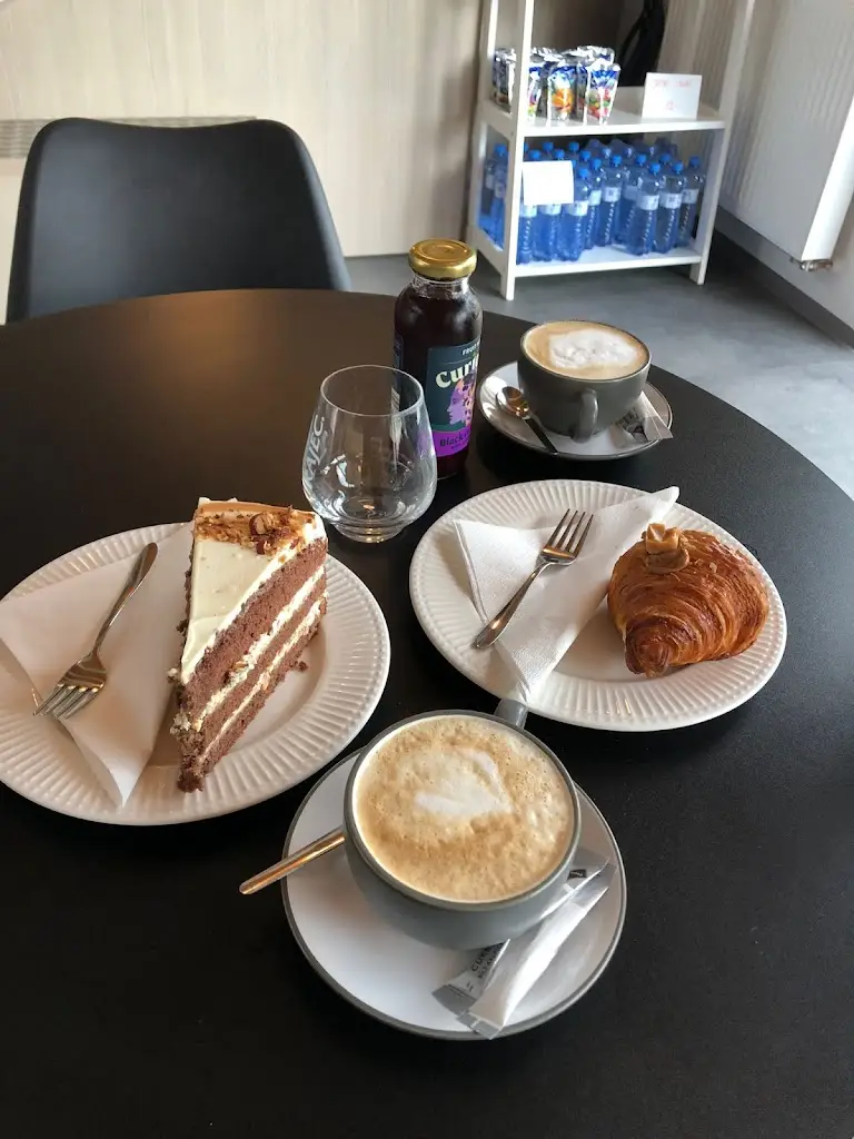 Patrik Matušů_Cafe Galerie_Ivanovice na Hané_review