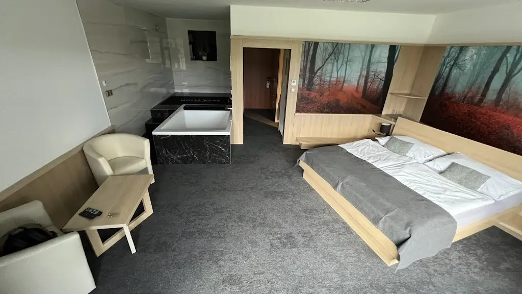 Hotel Kras_Jedovnice_slider_image_2