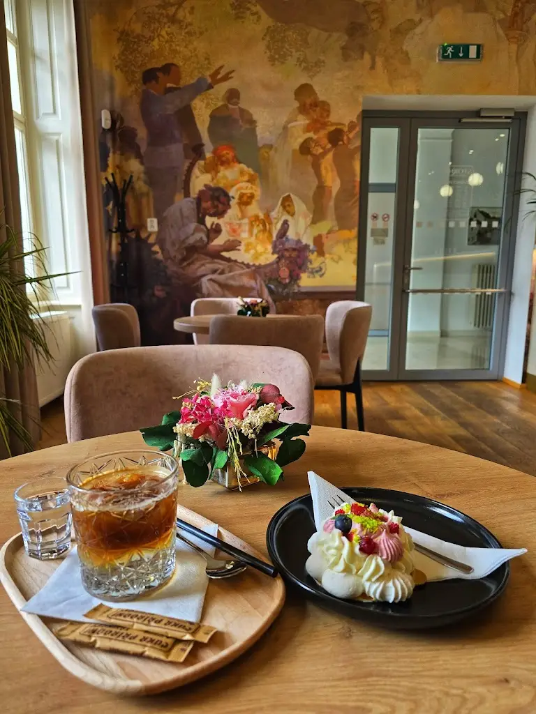 Moravian Travelers_STORNO Coffee & Restaurant_Ivančice_review