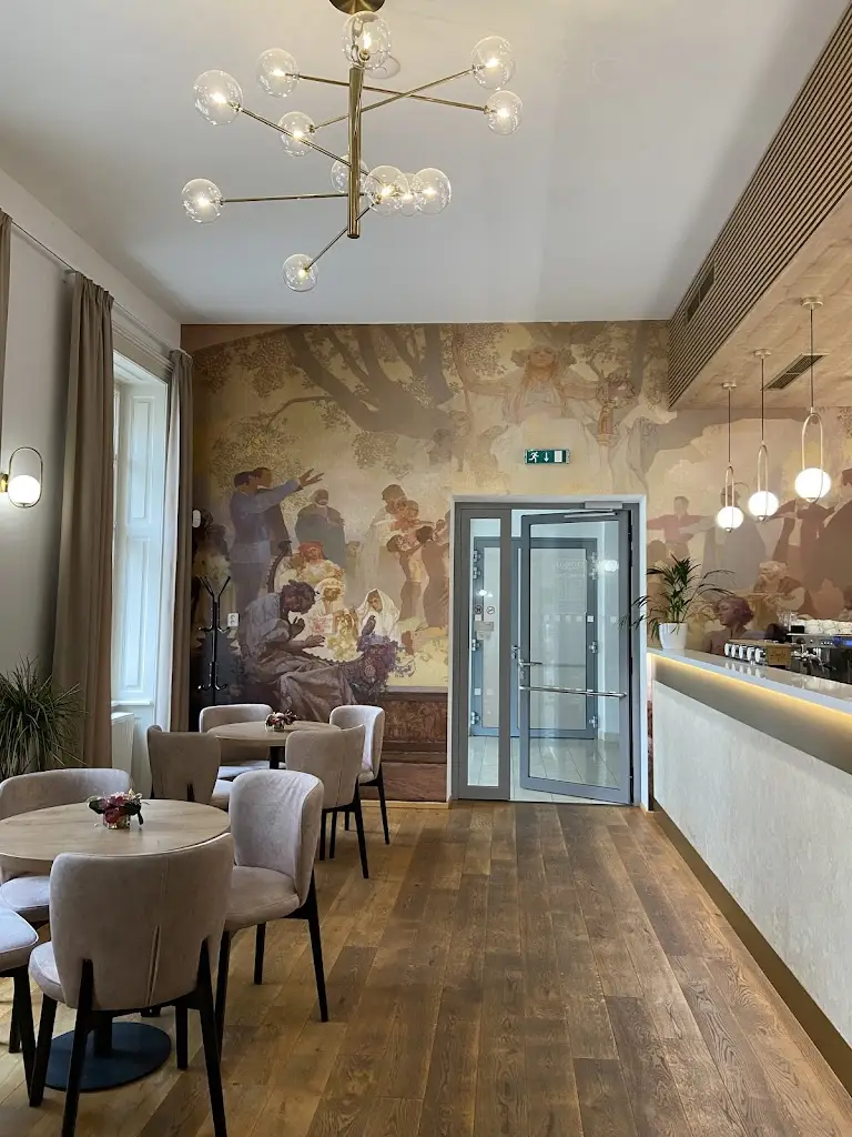STORNO Coffee & Restaurant ristorante a Ivančice