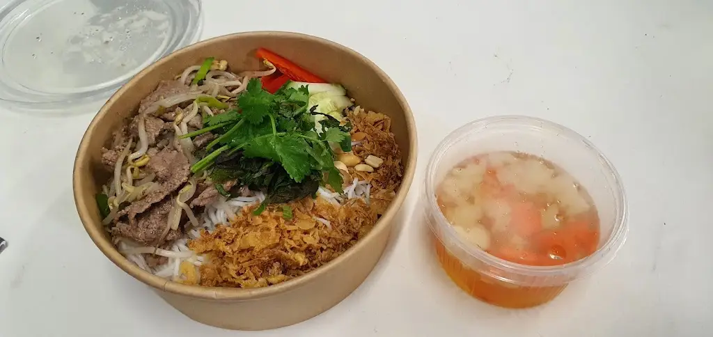 Poustevnak Fenixu_Viet - Asijská restaurace_Ivančice_review