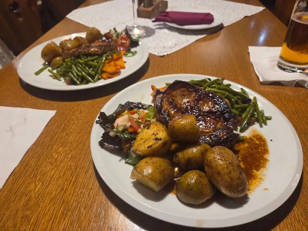 Restaurace a Pension U Urbanů_Ivančice_slider_image_2