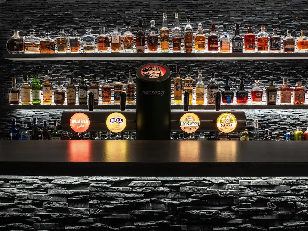 Royal Rum Bar_Ivančice_slider_image_3