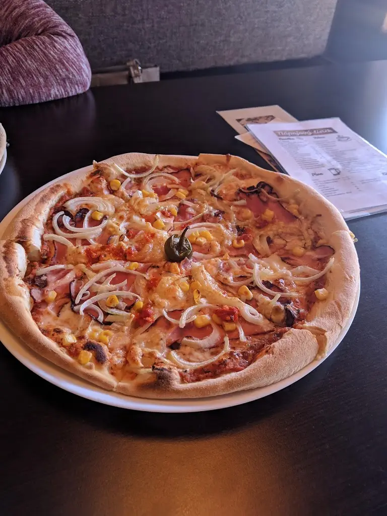 Lukáš Ondráček_Pizza Na Kovárně_Ivančice_review