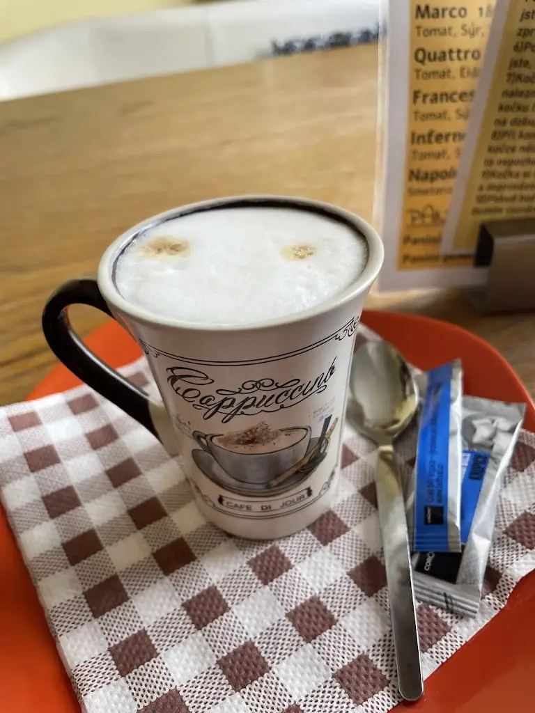 Kočičí kavárenský klub_Ivančice_slider_image_3