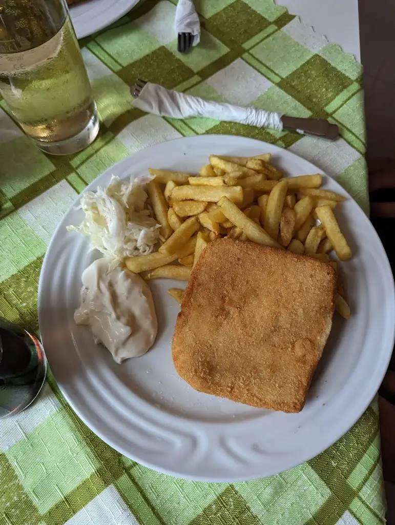 Michał Zachwieja_Pohostinství u Kaňů_Kobylí_review