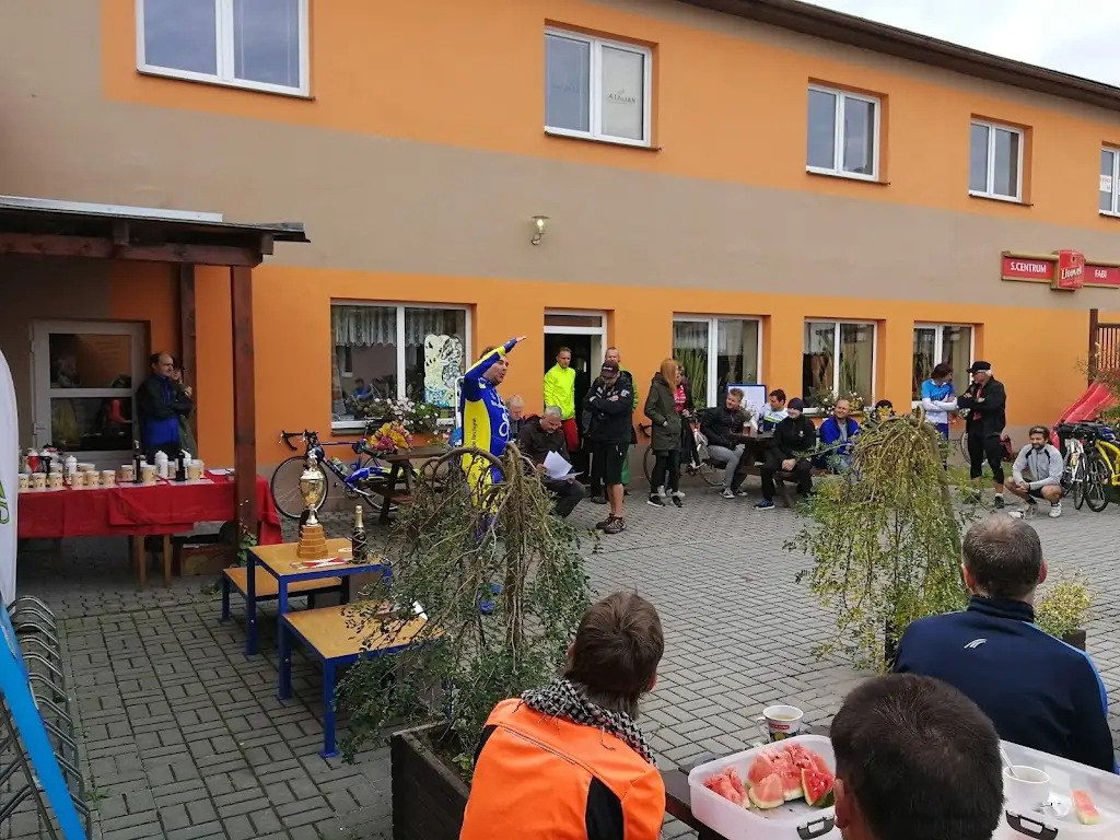 Fabi centrum bowling, ricochet, kulečník, pizza_Bechyně_slider_image_3