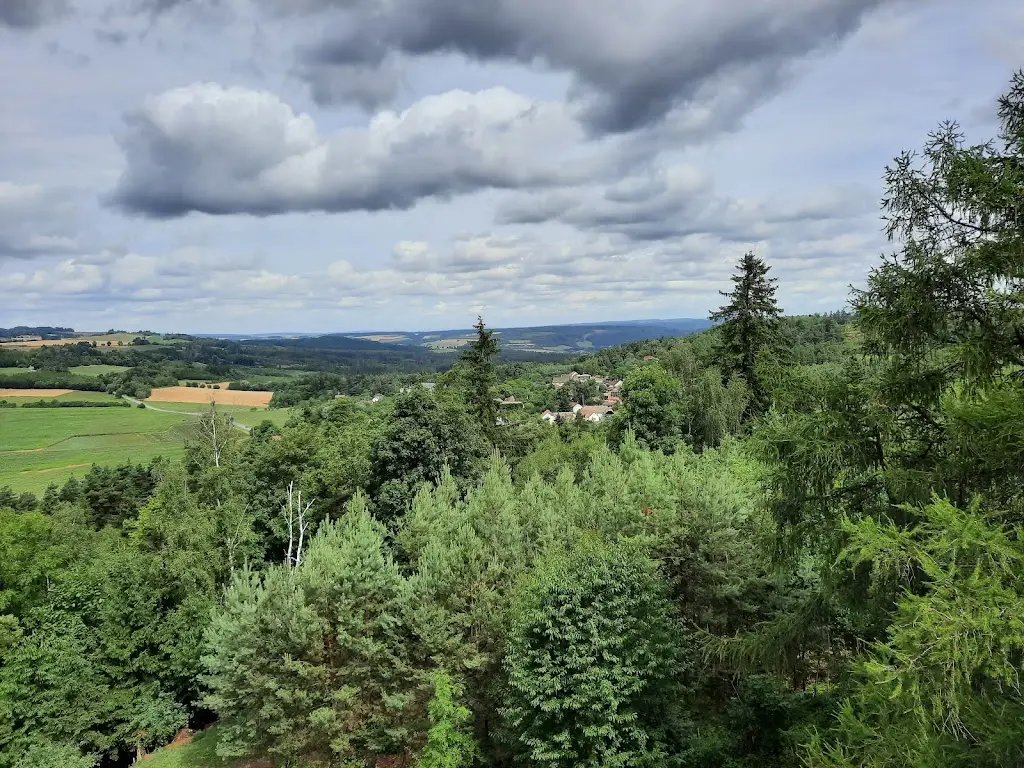 Ája Nečasová_Smyslová zahrada_Kunštát_review