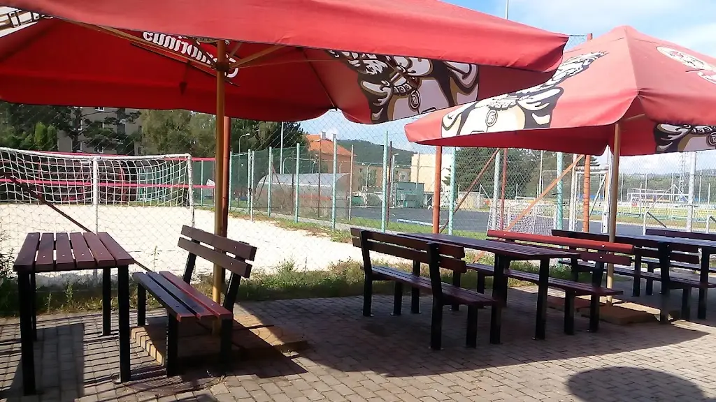 Pivnice Na stadionu restaurant in Kuřim