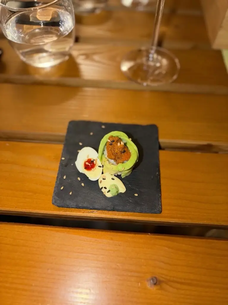 Yamama Sajed_sushiMi_Kuřim_review