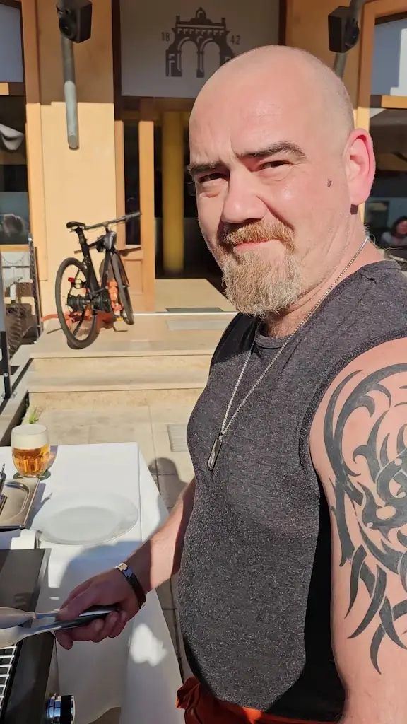 Fikarova plzeňská pivnice_Kuřim_slider_image_2