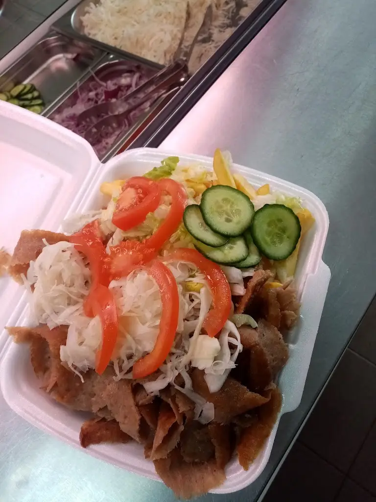 PIZZA Kebab Napoli_Kuřim_slider_image_3