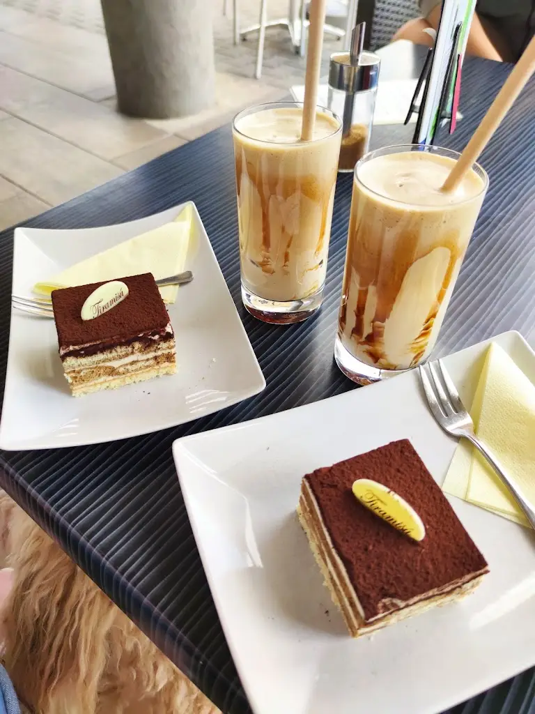 Pavel Veškrna_Caffé Lilly_Kuřim_review