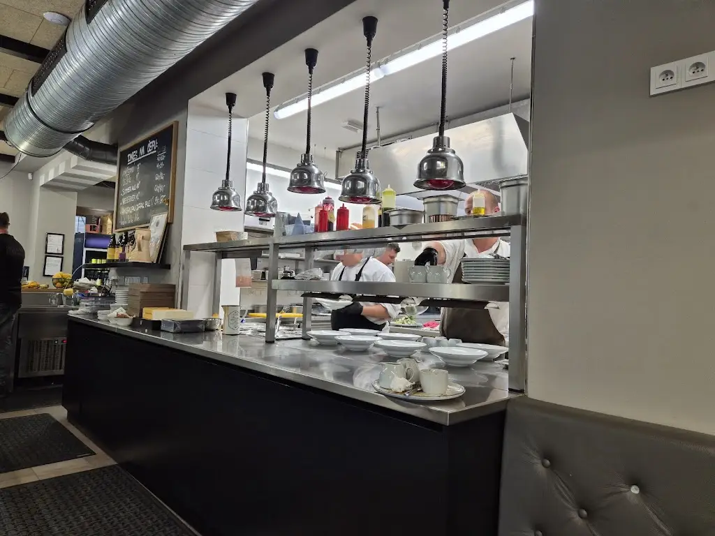 PIVOVAR LEDNICE_Lednice_slider_image_3