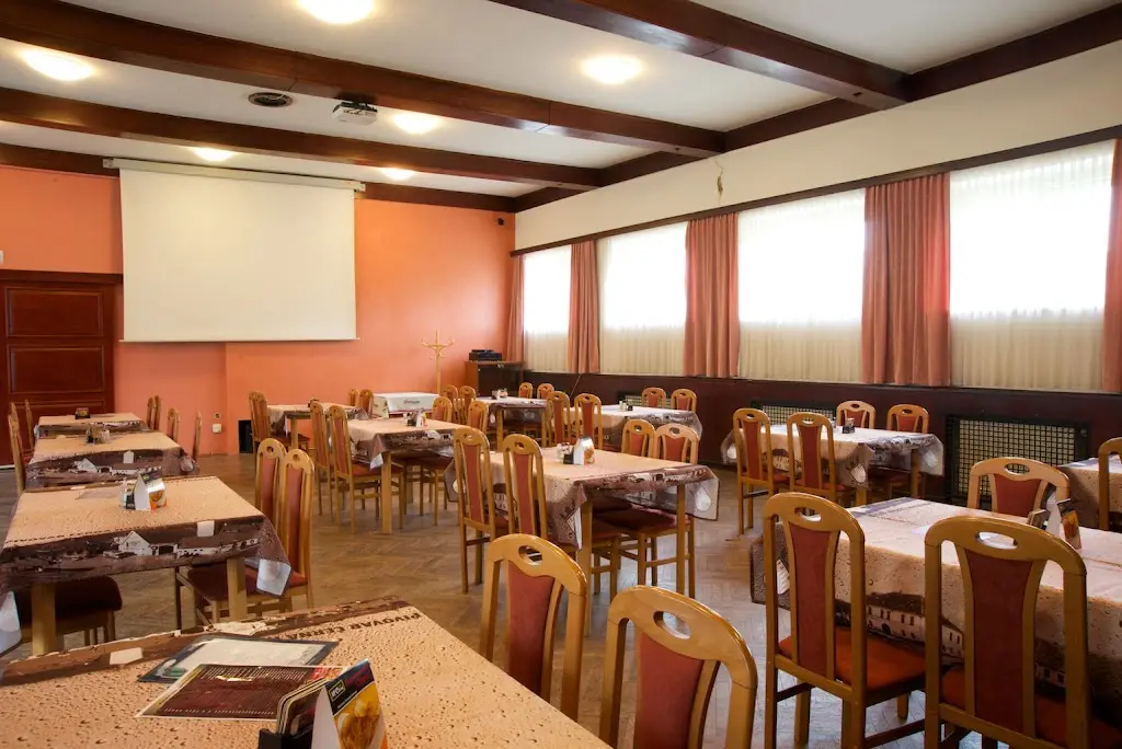 Restaurace & pizzerie Na Koupališti ristorante a Letovice