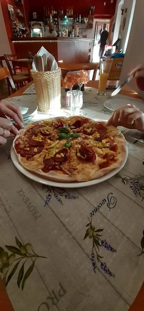 Світлана_Café Bar Letovice_Letovice_review