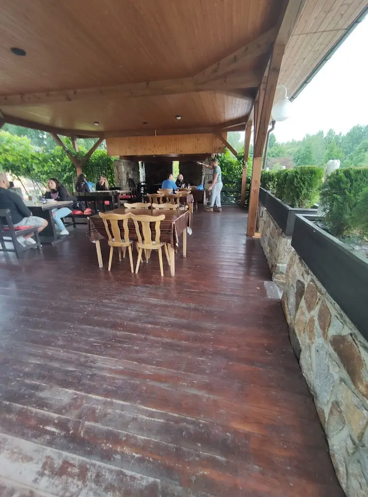 小王府—CHINA RESTAURANT_České Velenice_slider_image_1