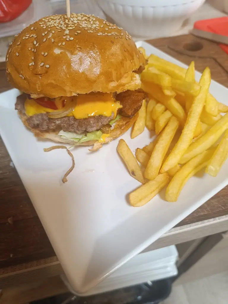 Ferrari Club_Kyjov_slider_image_2