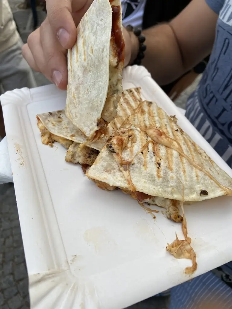 Lukáš Medelský_MR. Burger Fast Food_Kyjov_review