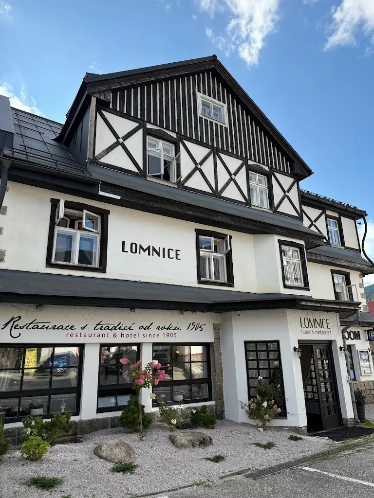 Lomnice Hotel & Restaurant restaurant in Lomnice