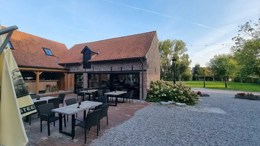 Kasteelhoeve_Měnín_slider_image_2