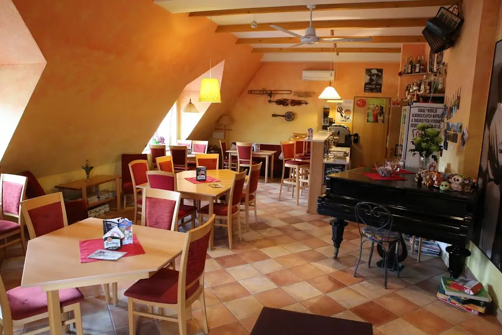 Kafebar U Bohuška_Milotice_slider_image_1