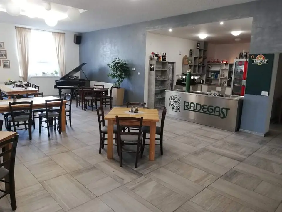 Obecní Hospoda restaurant in Milotice