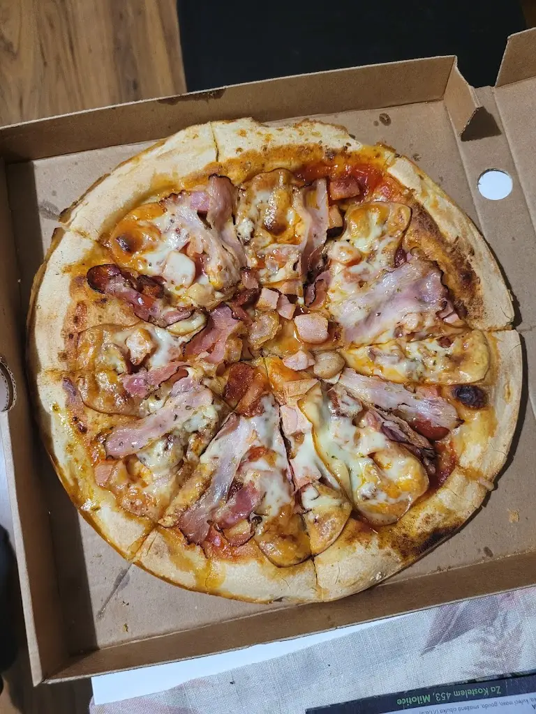 Pavel Kříž_Pizza Milotice_Milotice_review