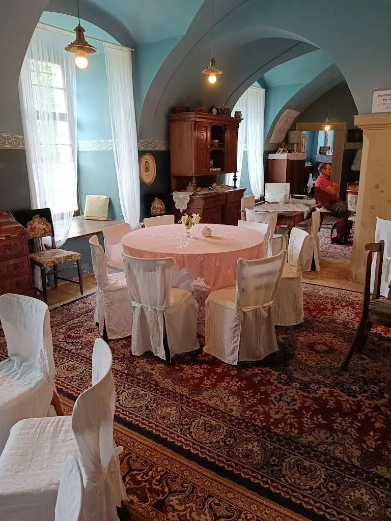 Pizza Milotice restaurant in Milotice