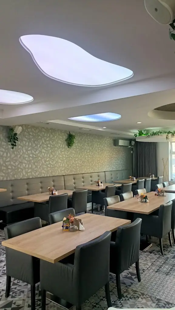 KT Bistro & Restaurant_Modřice_slider_image_3