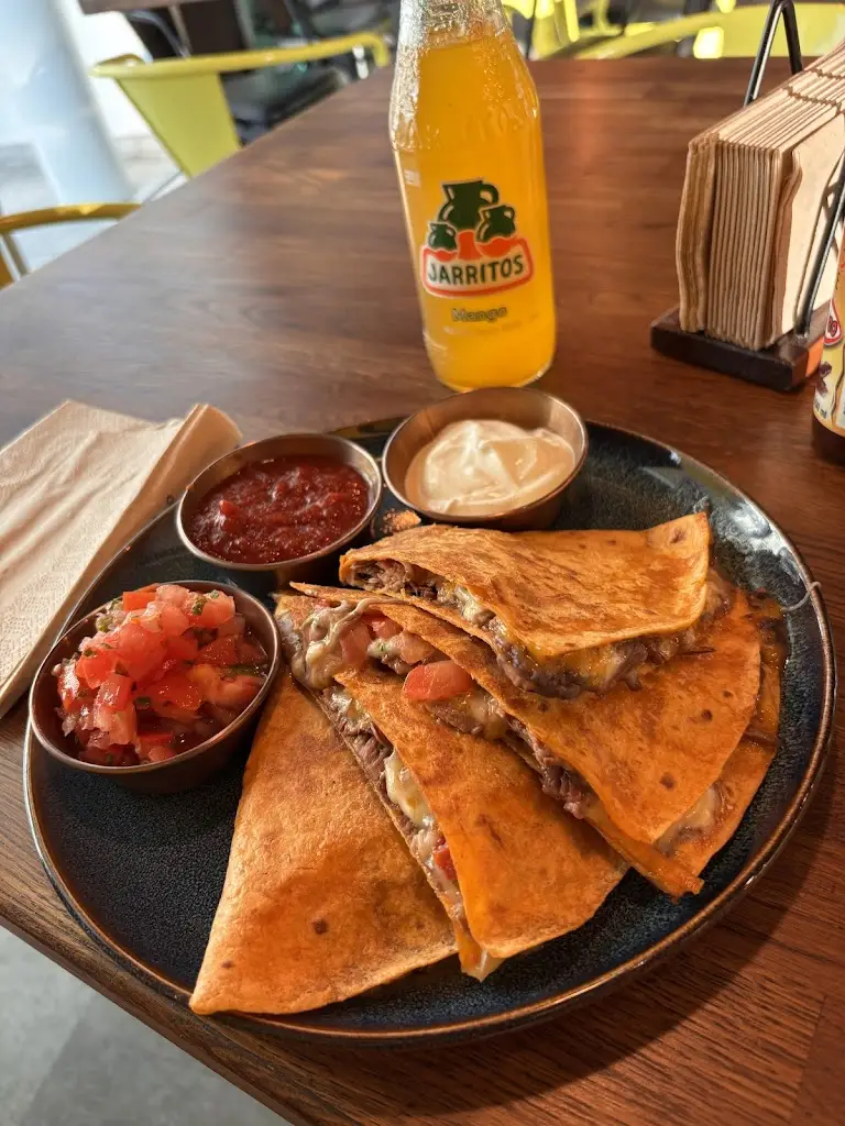 Filip_Los Capolitos - Olympia Brno_Modřice_review