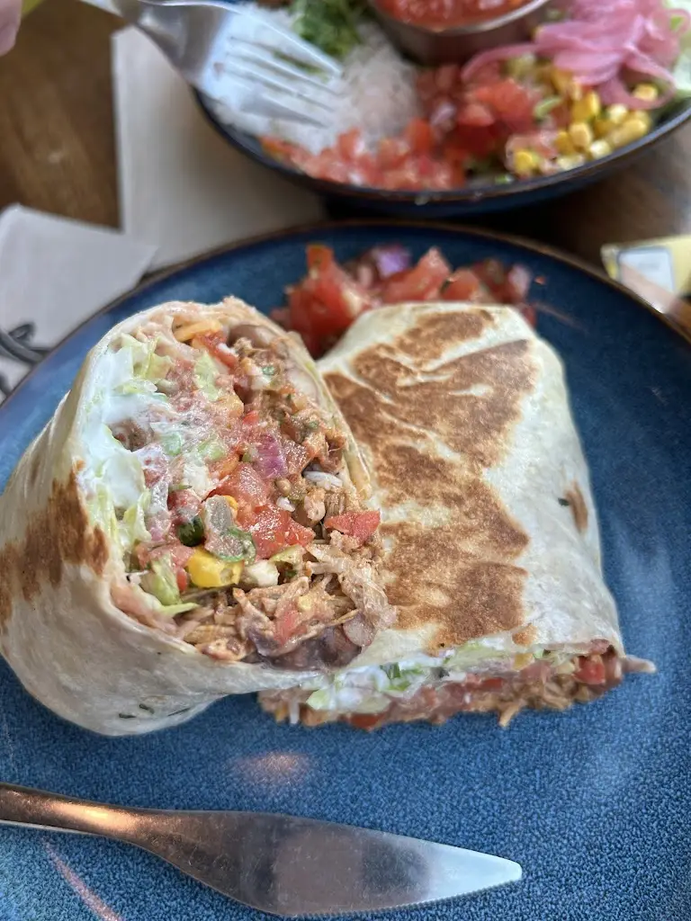 Jasmina Csalova_Los Capolitos - Olympia Brno_Modřice_review