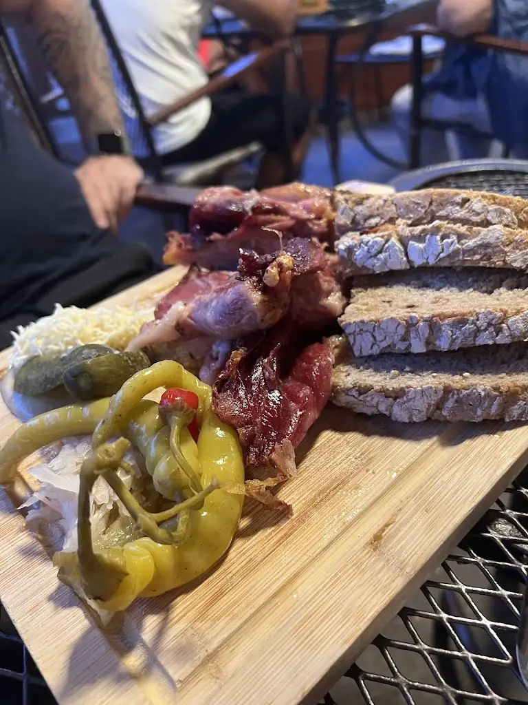 Veronika_Bowling sport centrum Mikulov - Pizzeria - Restaurant_Mikulov_recensione