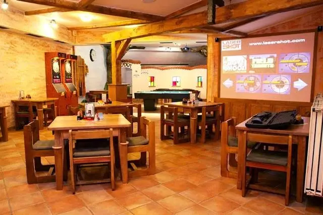 Bowling sport centrum Mikulov - Pizzeria - Restaurant_Mikulov_slider_image_1