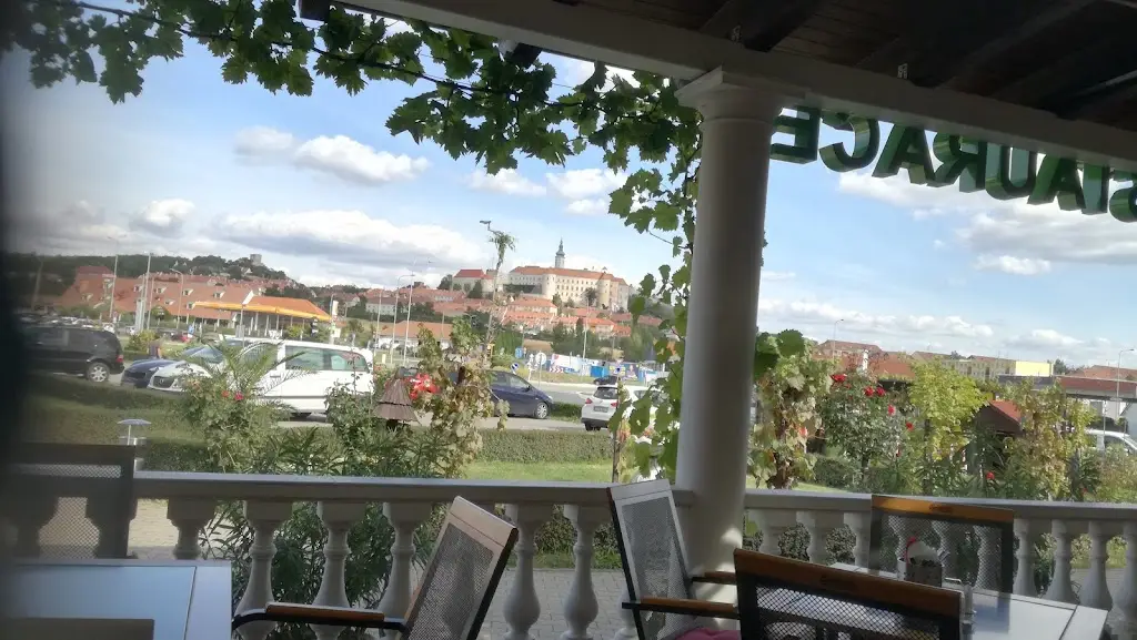 Robert Prins_Hotel Zámeček_Mikulov_recensione