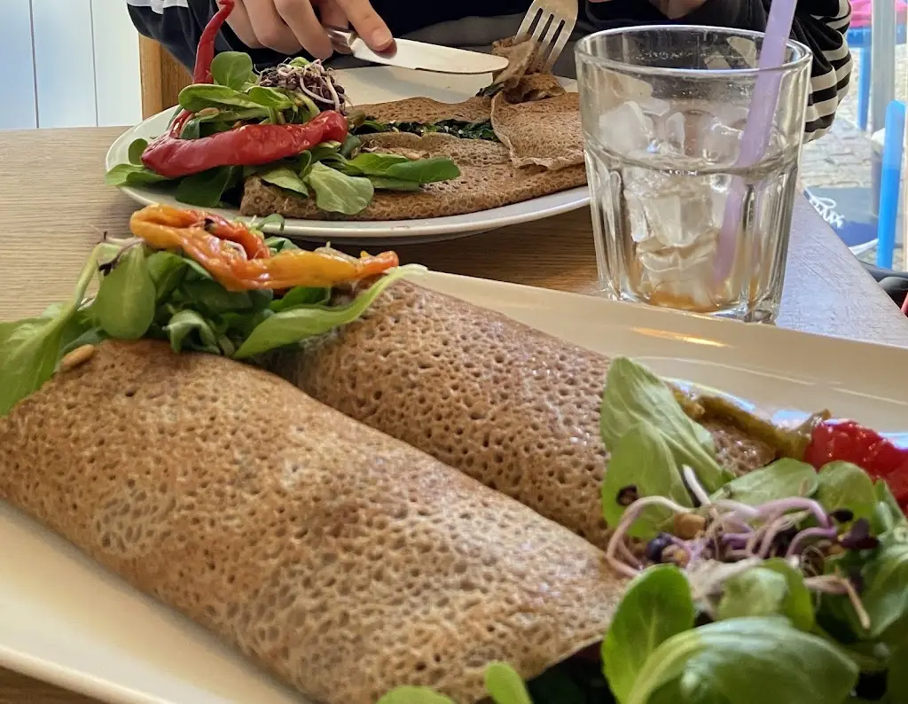 Juraj Citorik_Kafe Pala_Mikulov_review