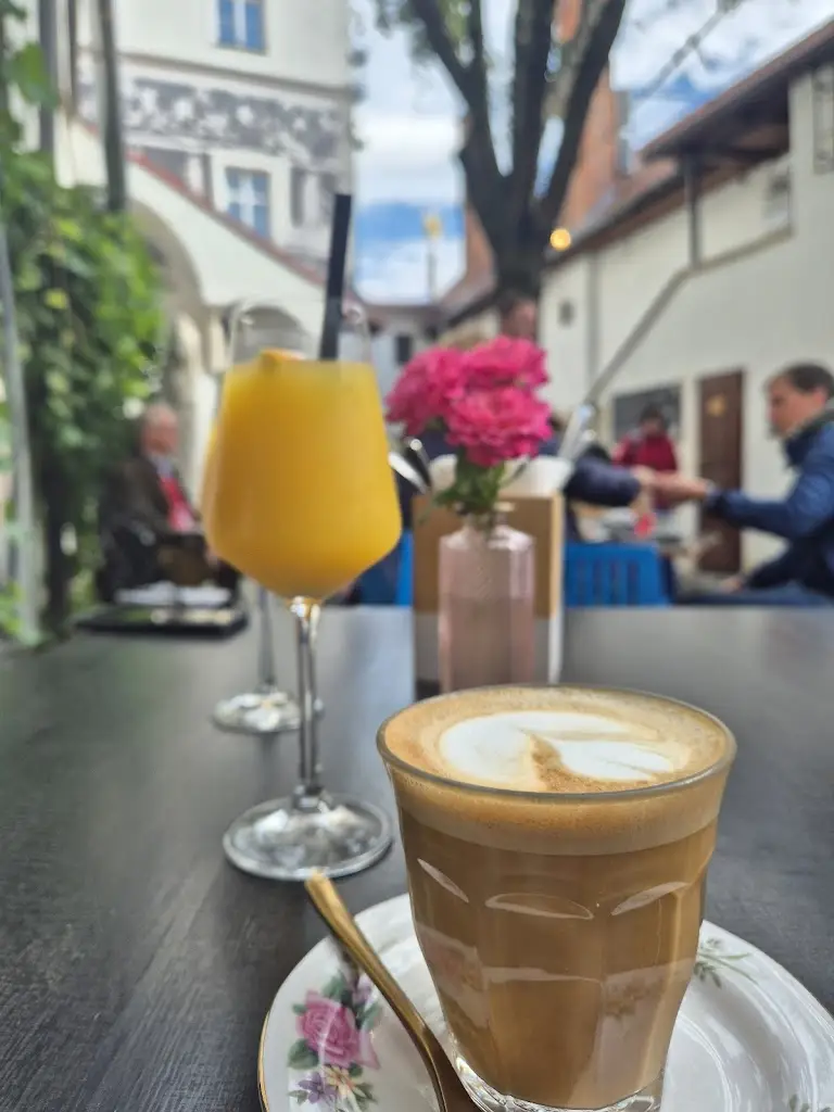 Kafe Pala_Mikulov_slider_image_3