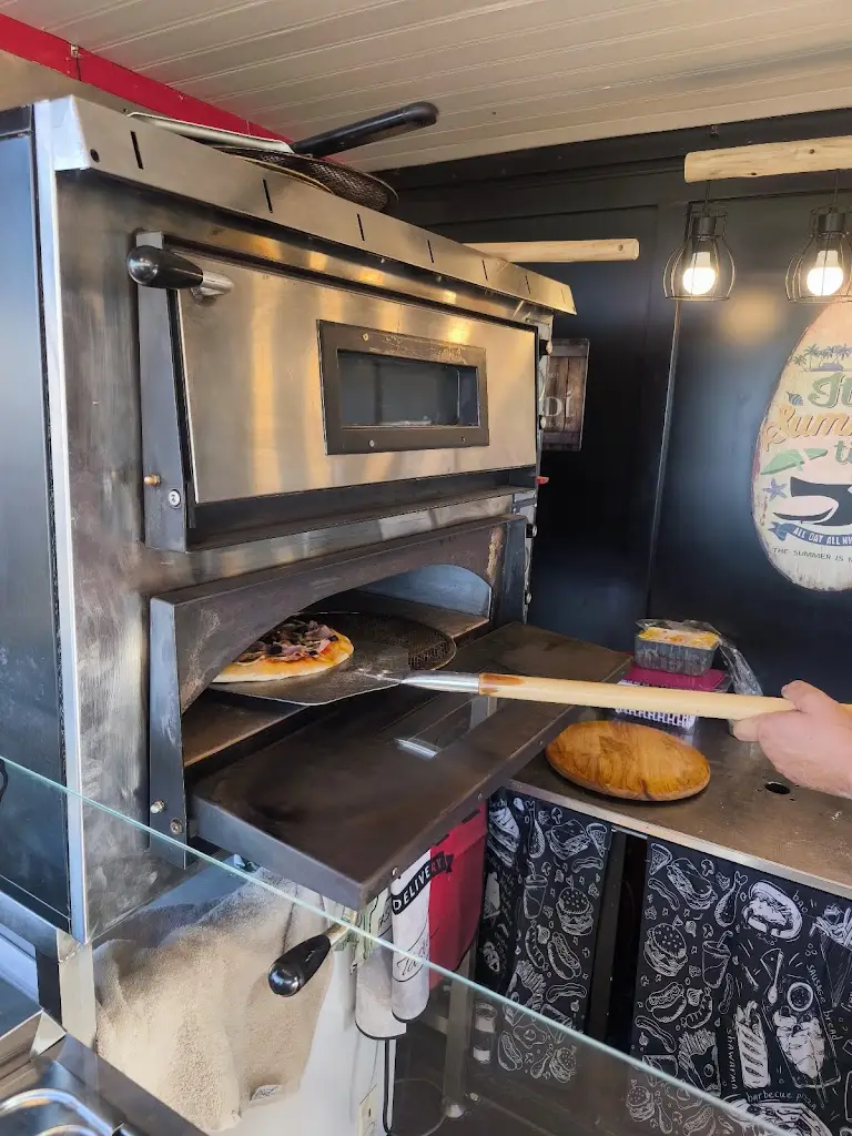 Josef Frýdecký_Pizza La Donada_Moravská Nová Ves_review