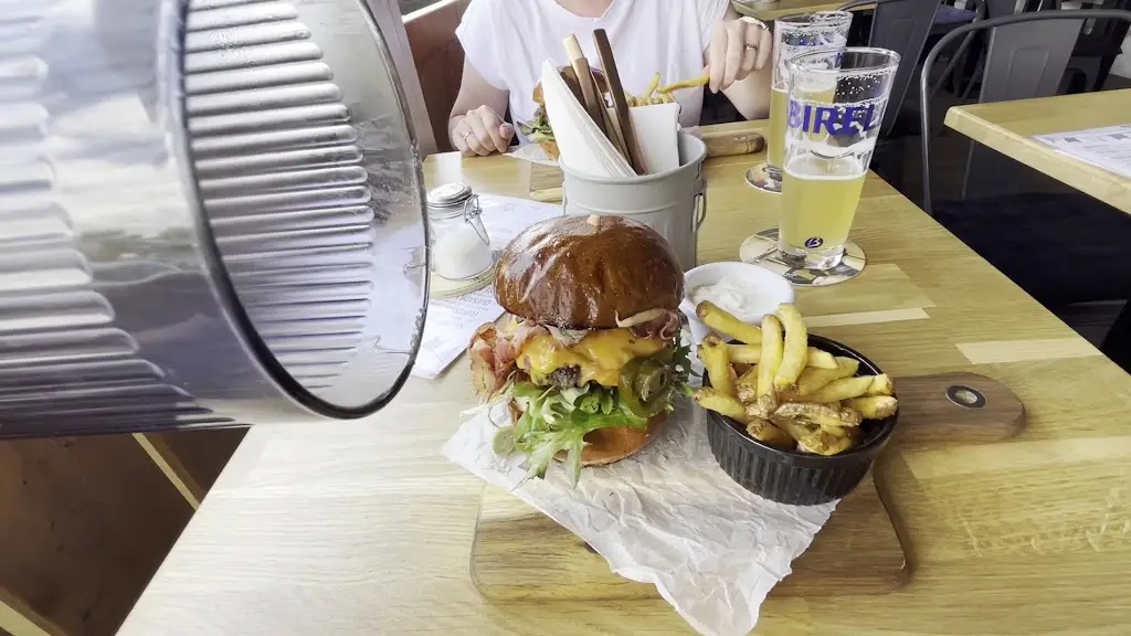 Restaurace NOVÁ CHALOUPKA_Mokrá Hora_slider_image_2