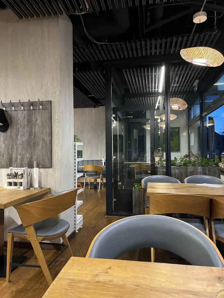 Fansipan asian cuisine & sushi restaurant in Mokrá Hora