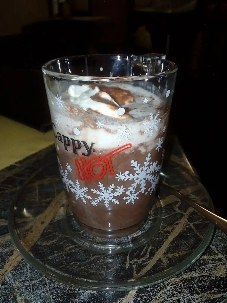 khabouchi myriam_Ellie's Pizza & Kebab_Bechyně_review