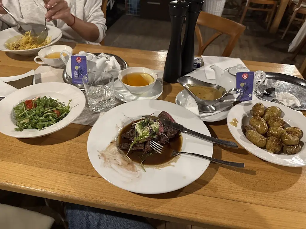 Maksim Esterkin_Alvin restaurace_Mokrá Hora_review