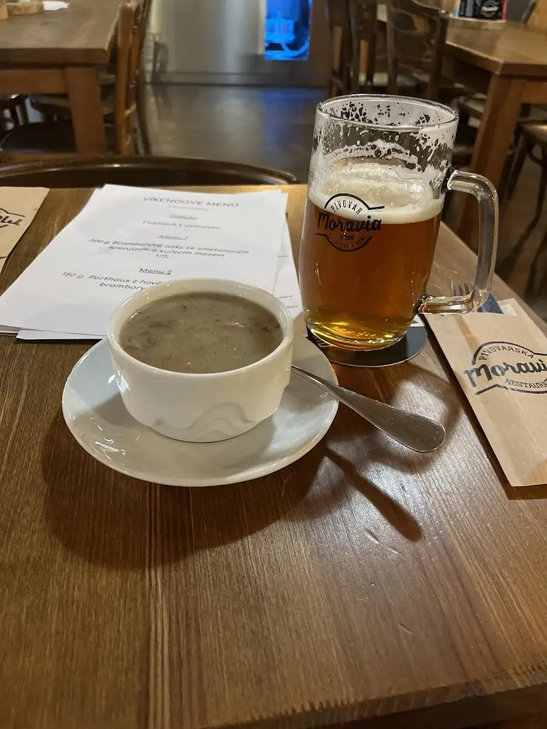 Juras Lavicki_Pivovarská restaurace Moravia_Mokrá Hora_recensione