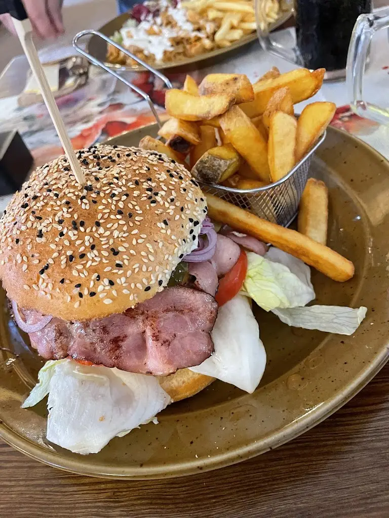 Martina Pradlovská_Hradní krčma Pernštejn_Nedvědice_review