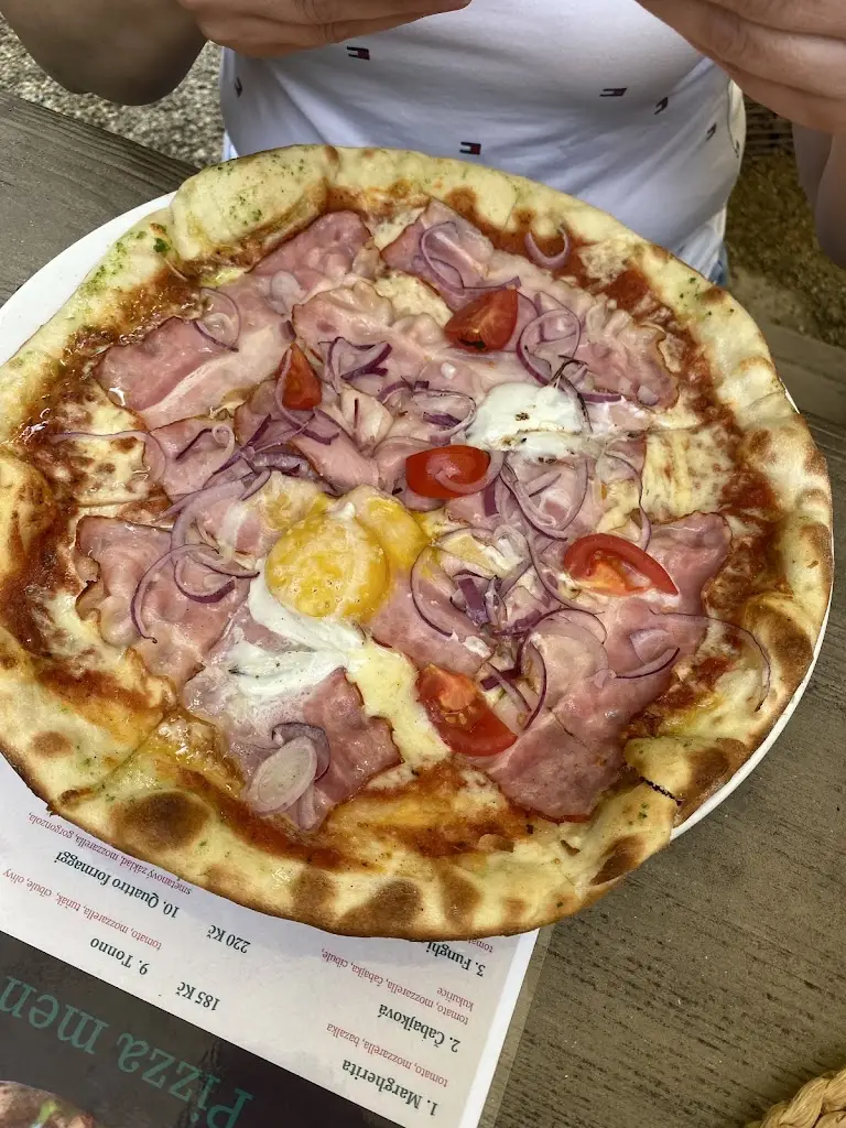 Pizzerie 16_Nedvědice_slider_image_2