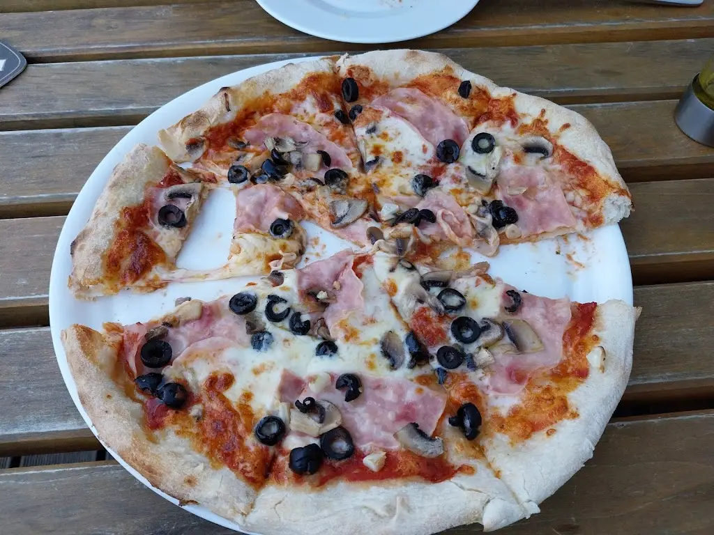 Menu_ALTRO PIZZA & BISTRO MUTĚNICE_Mutěnice_image_5