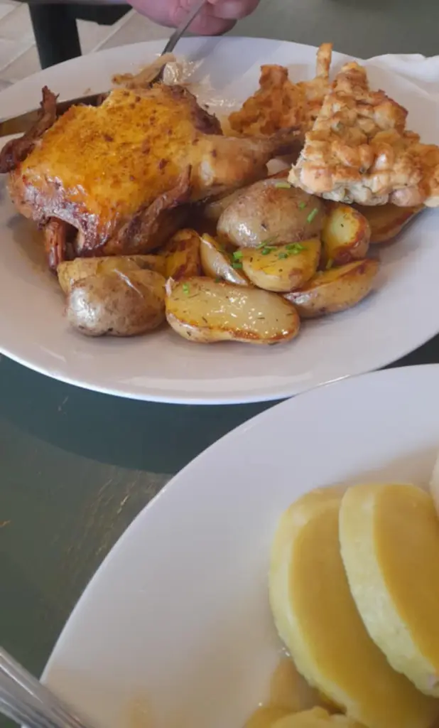 Veronika Junova_Hranolek-Restaurace Pod Budama_Mutěnice_review