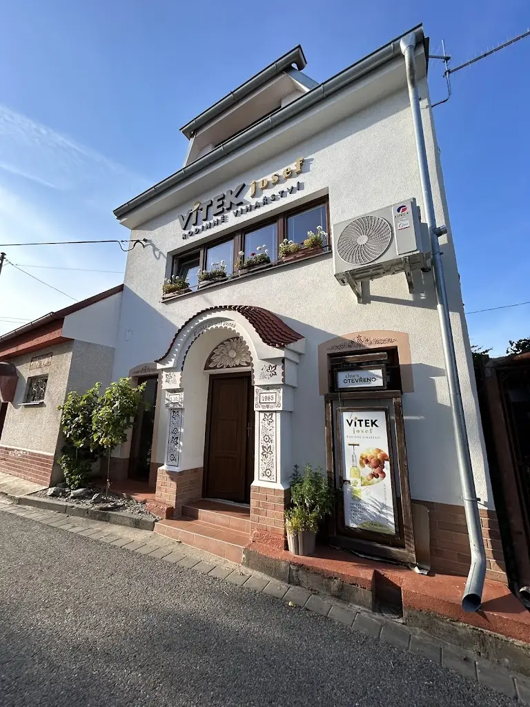 Evelina Aksiončik_Penzion Šarlota & Vinařství Vítek Josef_Mutěnice_review